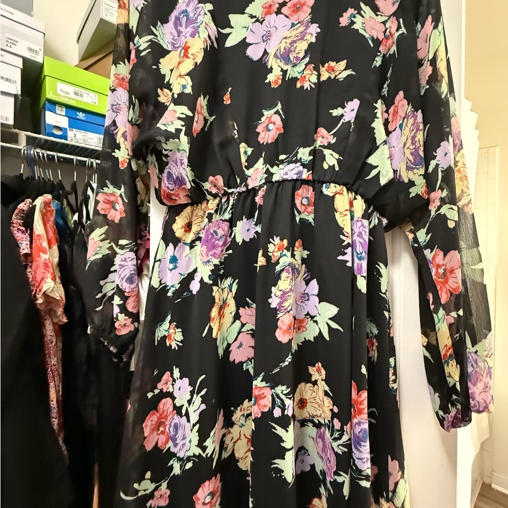 Wayf Black Floral Long Sleeve Dress